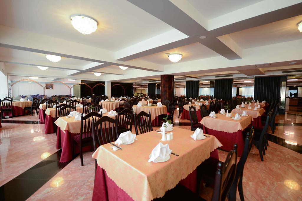 Taw Win Garden Hotel Yangon Exterior foto