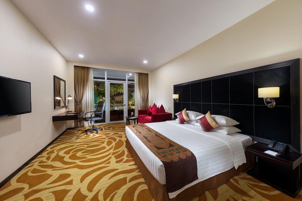 Taw Win Garden Hotel Yangon Exterior foto