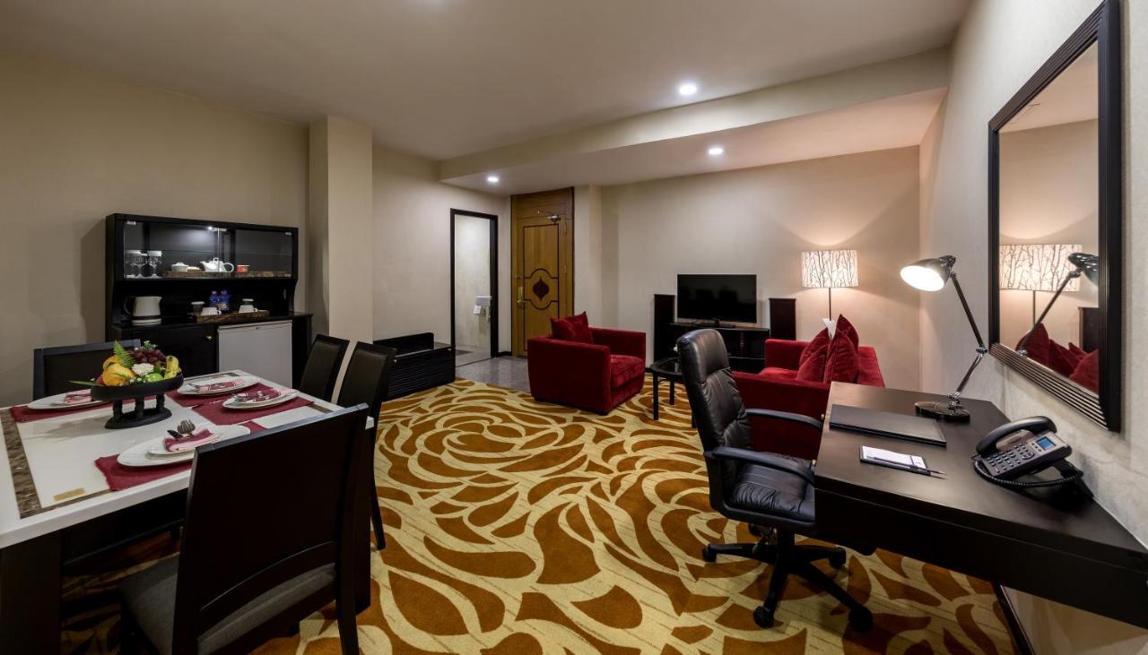Taw Win Garden Hotel Yangon Exterior foto
