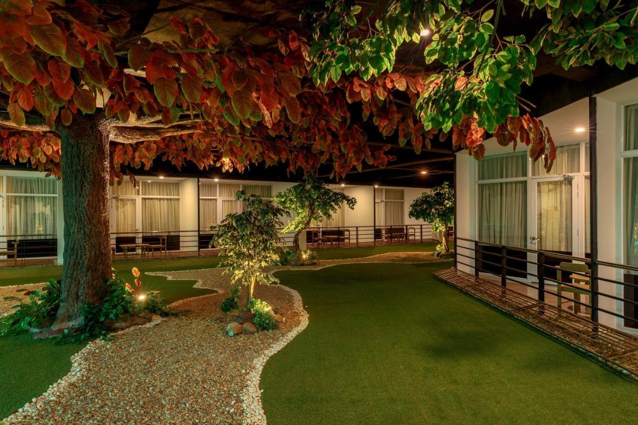 Taw Win Garden Hotel Yangon Exterior foto